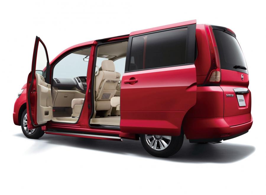  Nissan Serena 20G-20S 2008 года  (фото 3 из 5)